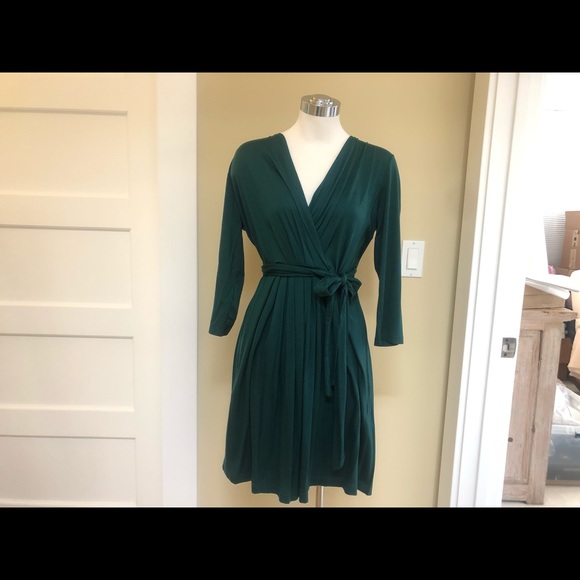 DNKY Emerald Green Jersey Wrap Dress - Picture 5 of 7